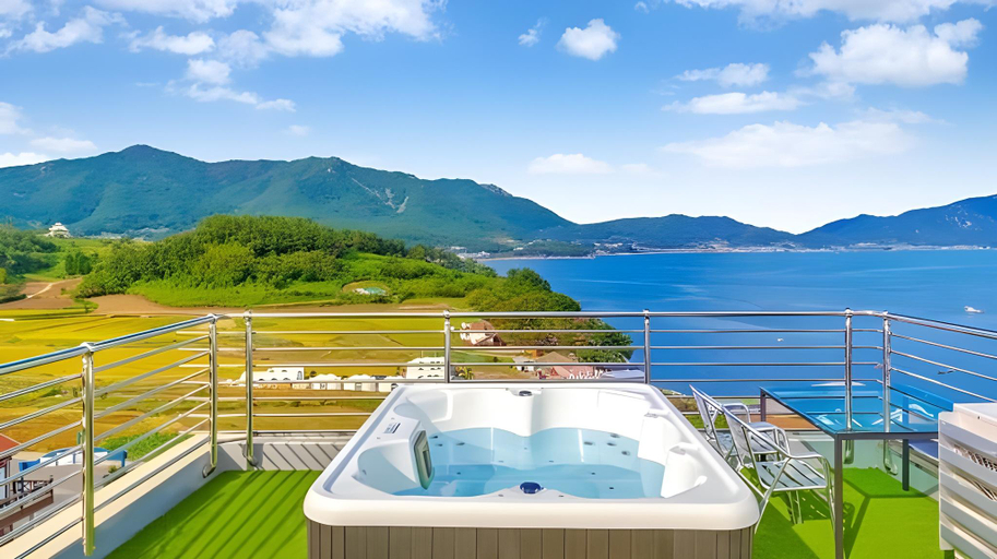 Others 4, Harbor Resort, Namhae
