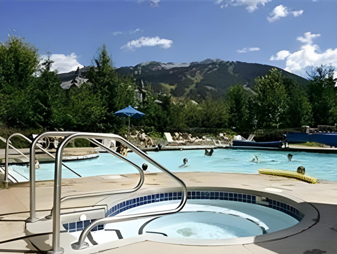 Sport & Beauty 2, Cascade Lodge by Elevate, Squamish-Lillooet