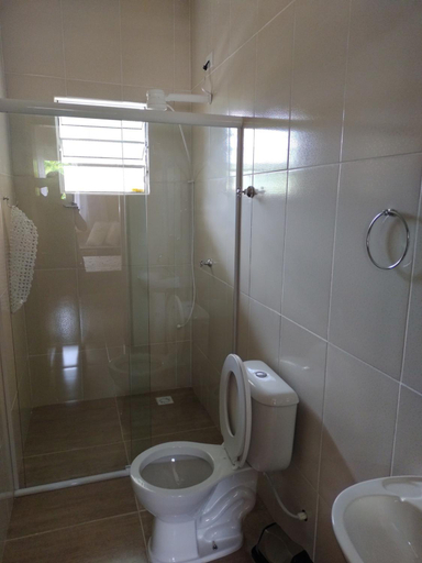 Bathroom 3, Chales Sao Mateus, Ubatuba