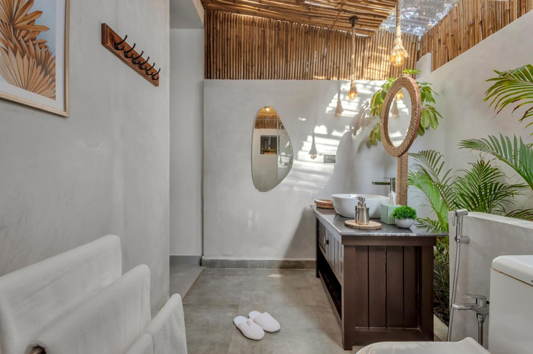 Bathroom 4, OIA GOA - Private Pool, North Goa
