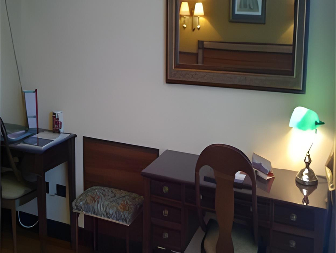 Bedroom 2, Hotel Begona Park, Asturias