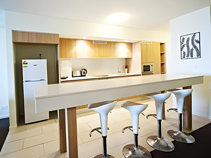 Others 4, Lanai Apartments, Mackay - Pt A