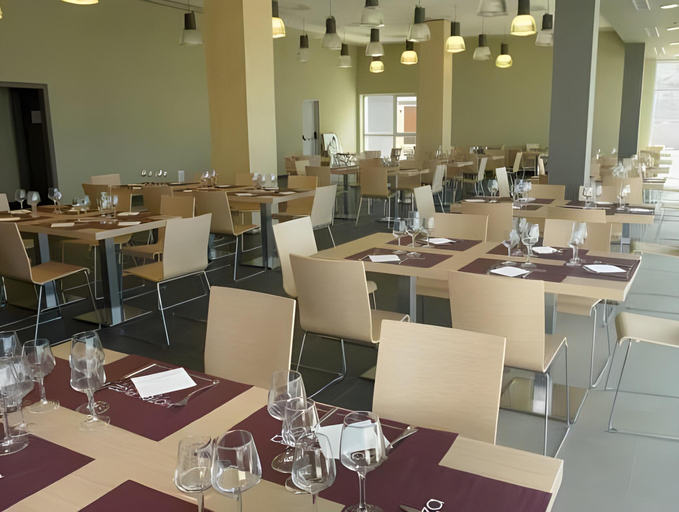 Restaurant 4, Sercotel Plaza Feria, an Ascend Hotel Collection Member, Zaragoza
