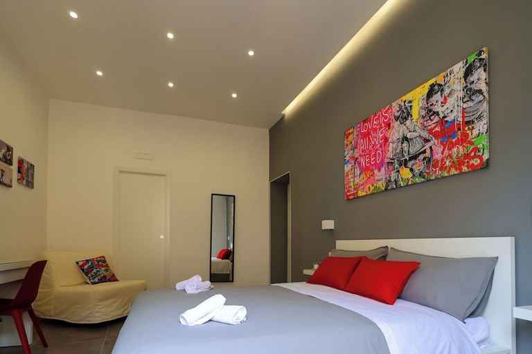 Bedroom 3, Napolitan Pop House, Napoli