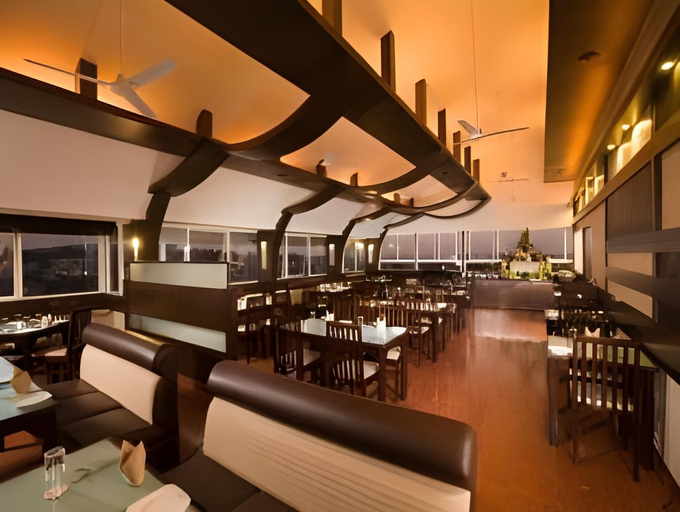 Food & Drinks, The Nines Business Hotel, Bangalore