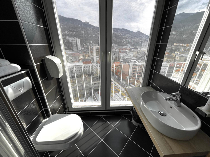 Bathroom 12