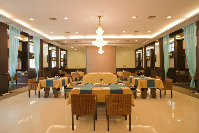 Food & Drinks 5, Hotel Reeva, Ahmadnagar