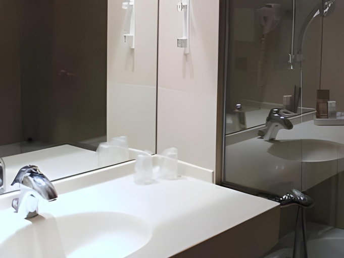Bathroom 4, Kalma Sitges Hotel, Barcelona