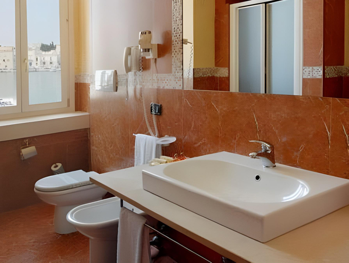 Bathroom 4, San Paolo Al Convento, Barletta-Andria-Trani