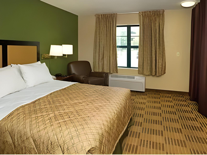 Bedroom 3, Extended Stay America Suites - Chicago - Elmhurst - O'Hare, Dupage