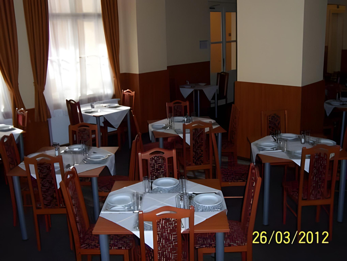 Food & Drinks 5, Hotel Zlata Vaha, Praha 1