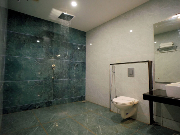 Bathroom, Estay SK Residency, The Nilgiris