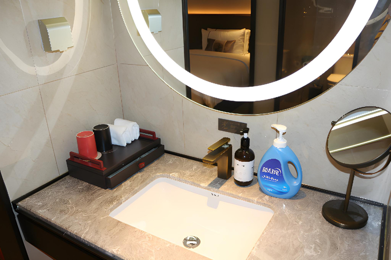 Bathroom 3, E-Cheng Hotel Shenyang North Railway Station, Shenyang