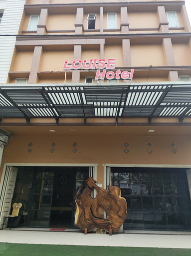 Louise Hotel, Deli Serdang