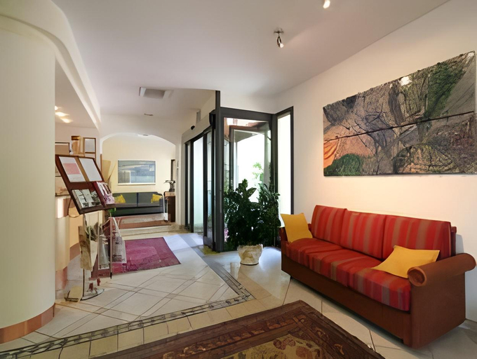 Public Area 2, Montebello Hotel, Pistoia