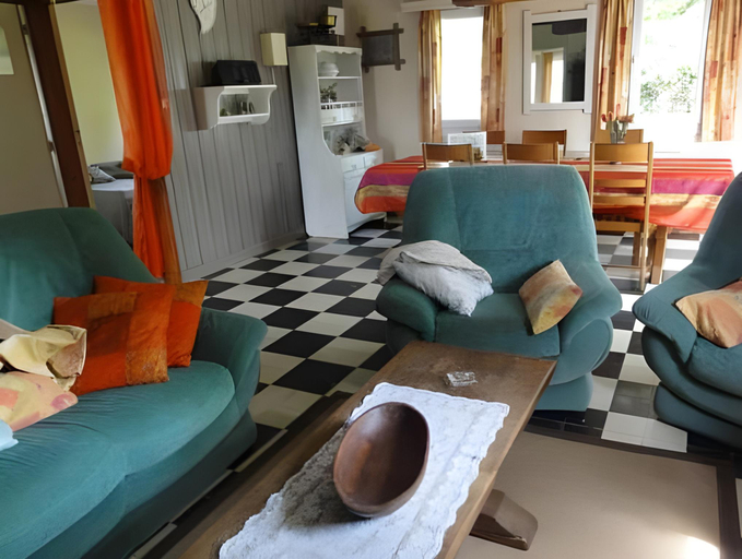 Others 2, Peaceful Chalet in Transinne with Patio, Luxembourg
