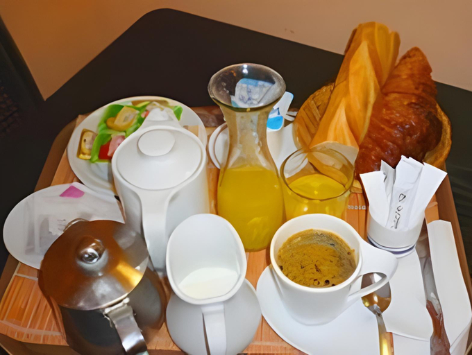 Food & Drinks 4, Tamaris Hotel, Paris