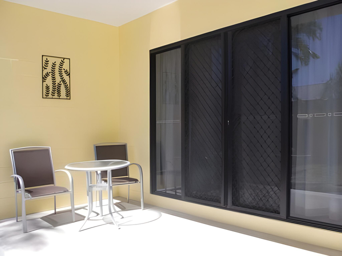 Others 2, Sky View Units Apartments, Bowen
