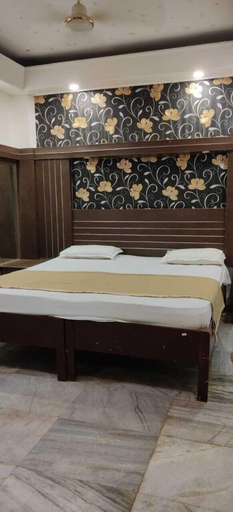 Bedroom 2, Goroomgo The Royal Puri, Puri