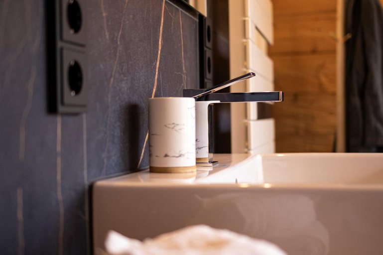 Bathroom, Almdorf Vorderbrand, Berchtesgadener Land