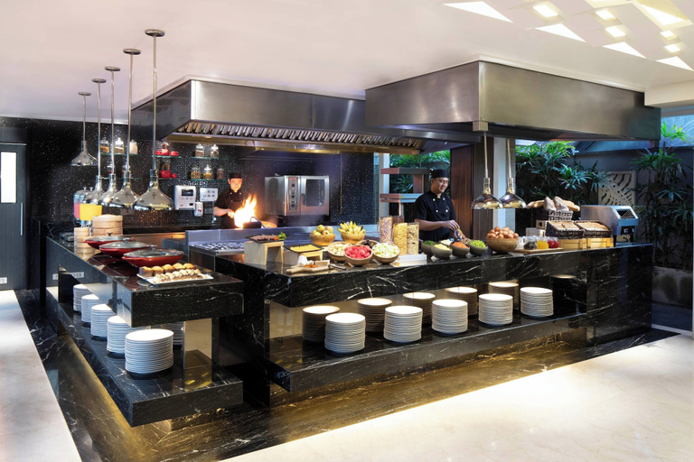 Food & Drinks 5, Fairfield By Marriott Bali Legian, Badung