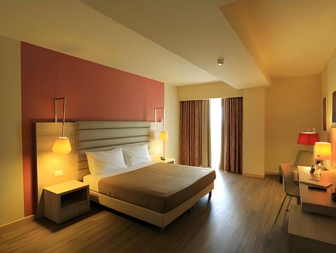 Bedroom 3, Turin Airport Hotel, Torino