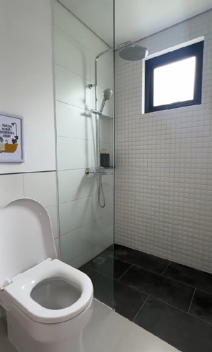 Bathroom 6