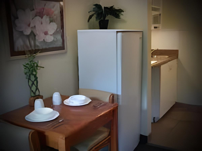 Others 4, Budgetel Inn & Suites, Douglas