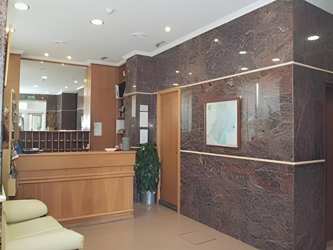 Others 5, Hotel Herreros, Castellón