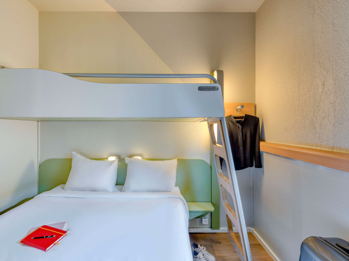 Bedroom 11