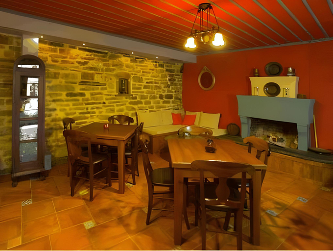 Food & Drinks 4, Archontiko Dilofo, Epirus
