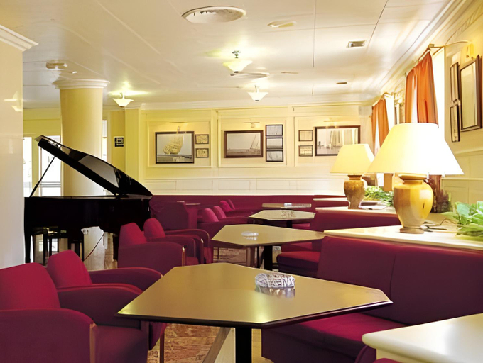 Public Area 4, Hotel Port Mahon, Baleares