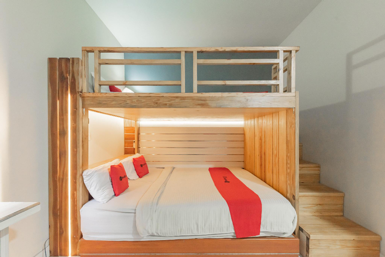 Bedroom 18