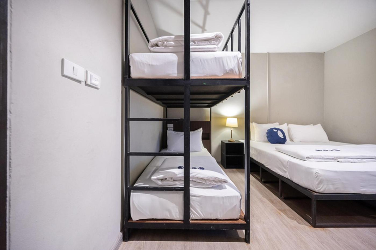 Bedroom 24