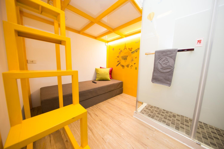 Bedroom 8