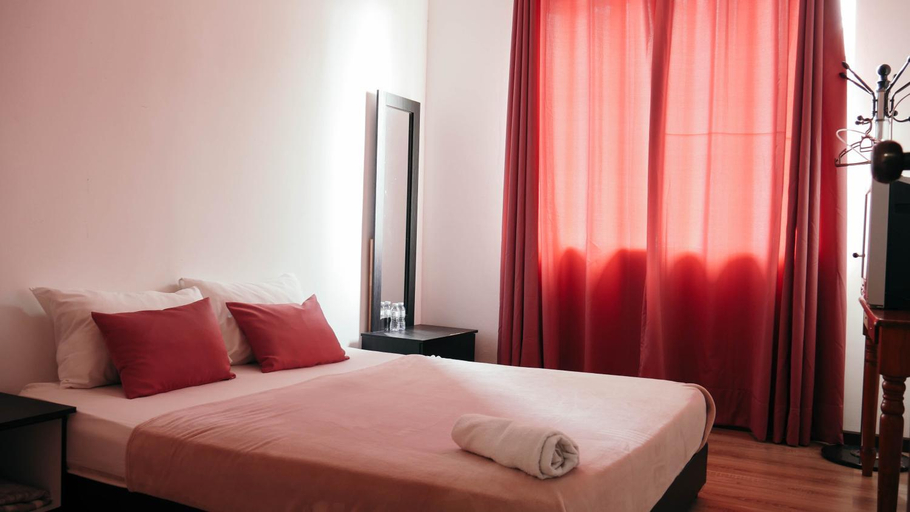 Bedroom 2, Sura Inn, Dungun