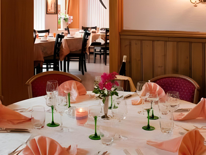 Food & Drinks 5, Logis Hotel Restaurant Neuhauser, Bas-Rhin