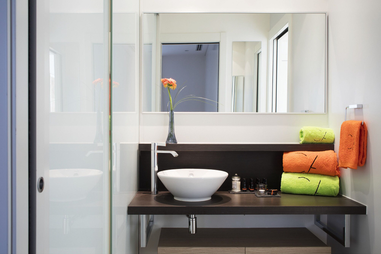 Bathroom 4, Cosmo Apartments Passeig de Gràcia, Barcelona