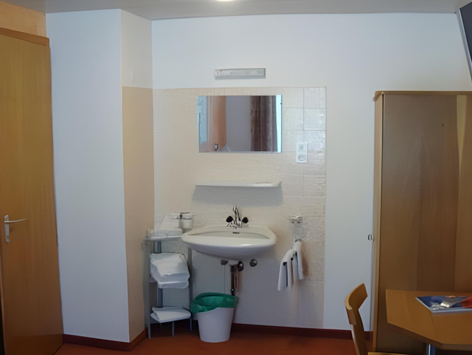 Bathroom 2, Pension der Steinbock, Landeck