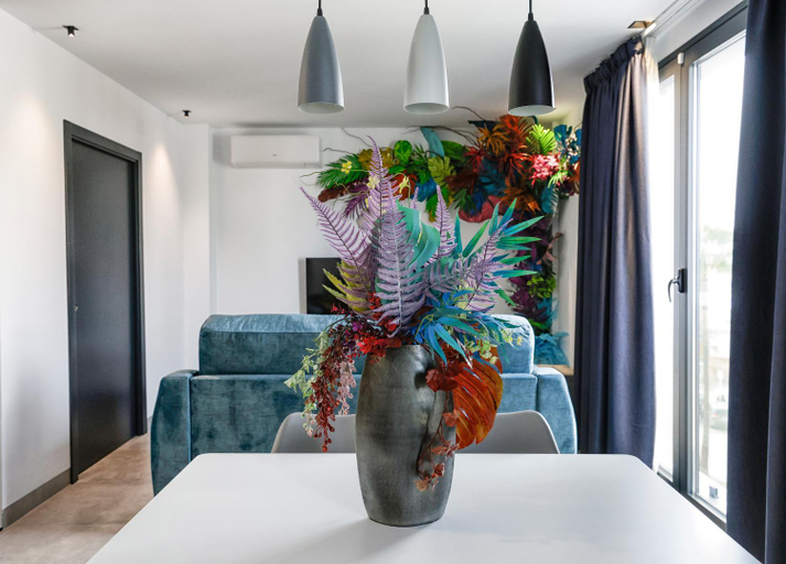 Others 5, Riam suites apartamentos, Sevilla