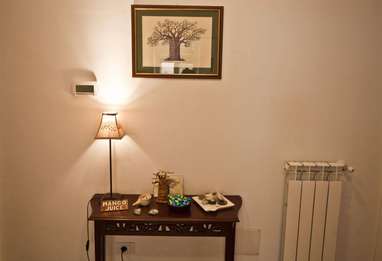 Others 3, B&B Livingstone, Cagliari