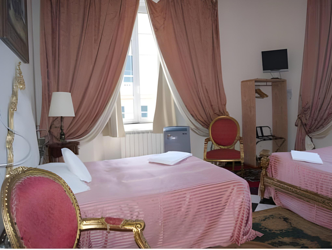 Others 3, San Giorgio Rooms, Genova
