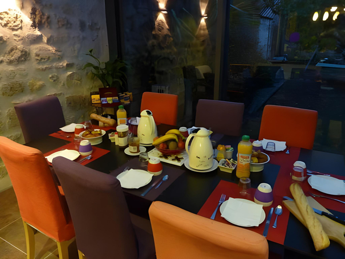 Food & Drinks 5, Bordeaux Cosy B&B, Gironde