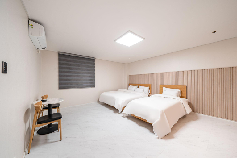 Bedroom 2, Ansan Hotel A, Hwaseong