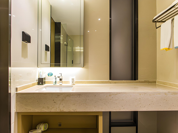 Bathroom 3, City Comfort Inn Liuzhou Wuling Liutai Road, Liuzhou