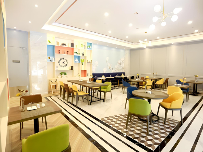 Food & Drinks 3, Magnotel Hotel Qionghai Wanquanhe Aihua Road, Hainan