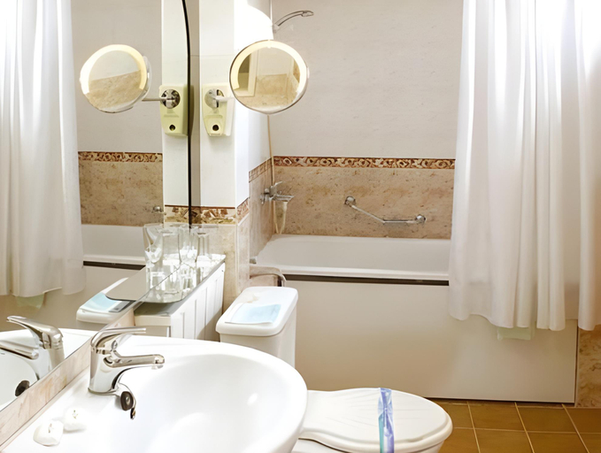 Bathroom 3, Hotel Noviz, Plovdiv