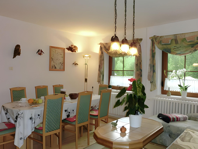 Food & Drinks 3, Forest Retreat in Jagersgrun, Vogtlandkreis