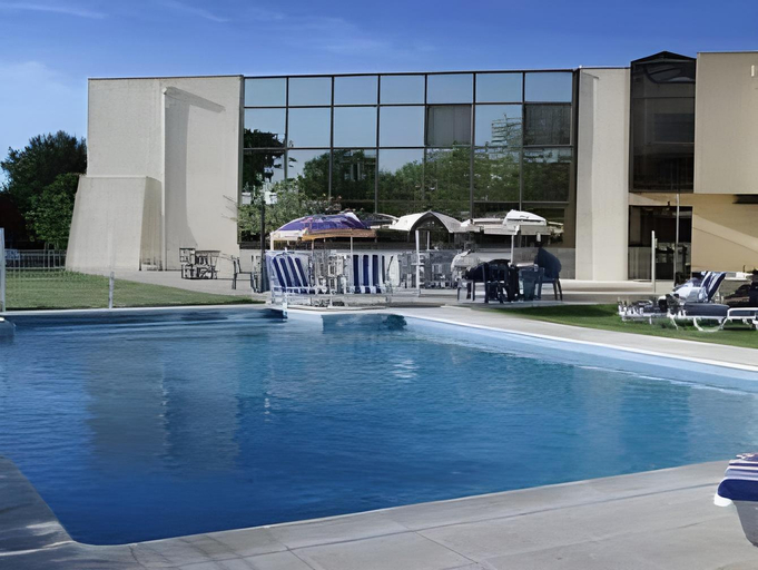 Sport & Beauty 5, Aeroport Hotel - Parc Expo, Hérault