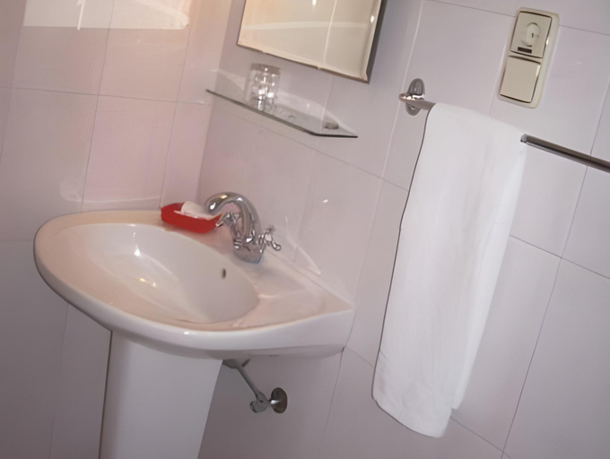 Bathroom 4, D' El Rei B&B, Matosinhos